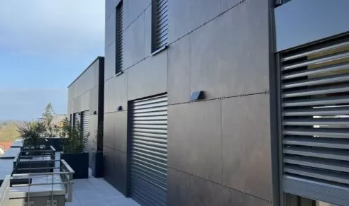 Résidence Automne à Rennes, terrasse de l'appartement 5 pièces en duplex.