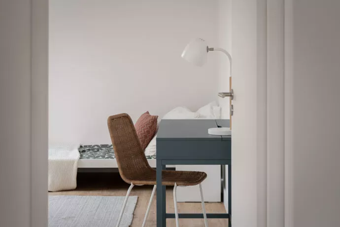 Résidence Avant-scène à Lorient, appartement témoin, photo d'une chambre simple pour enfant.