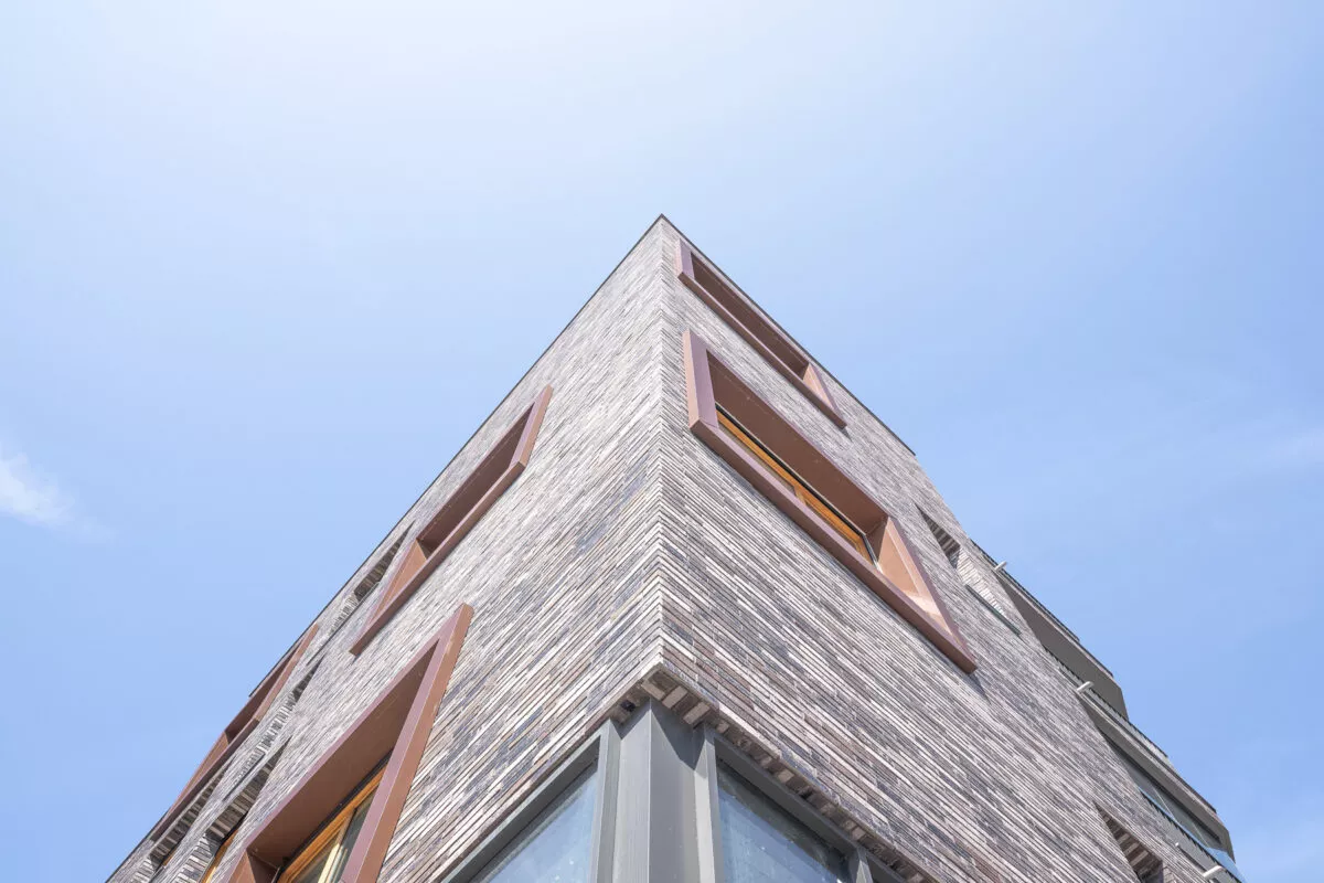 Extérieur de la résidence Terres Brunes à Saint-Malo. Des logements neufs réalisé par Pierre Promotion.